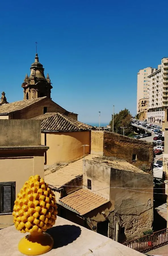 A Due Passi Dal Centro Sweet Rooms Agrigento 0*,  Italy
